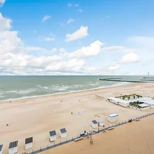 https://seaview-apartment-for-2-in-ostend.hotelsghent.com